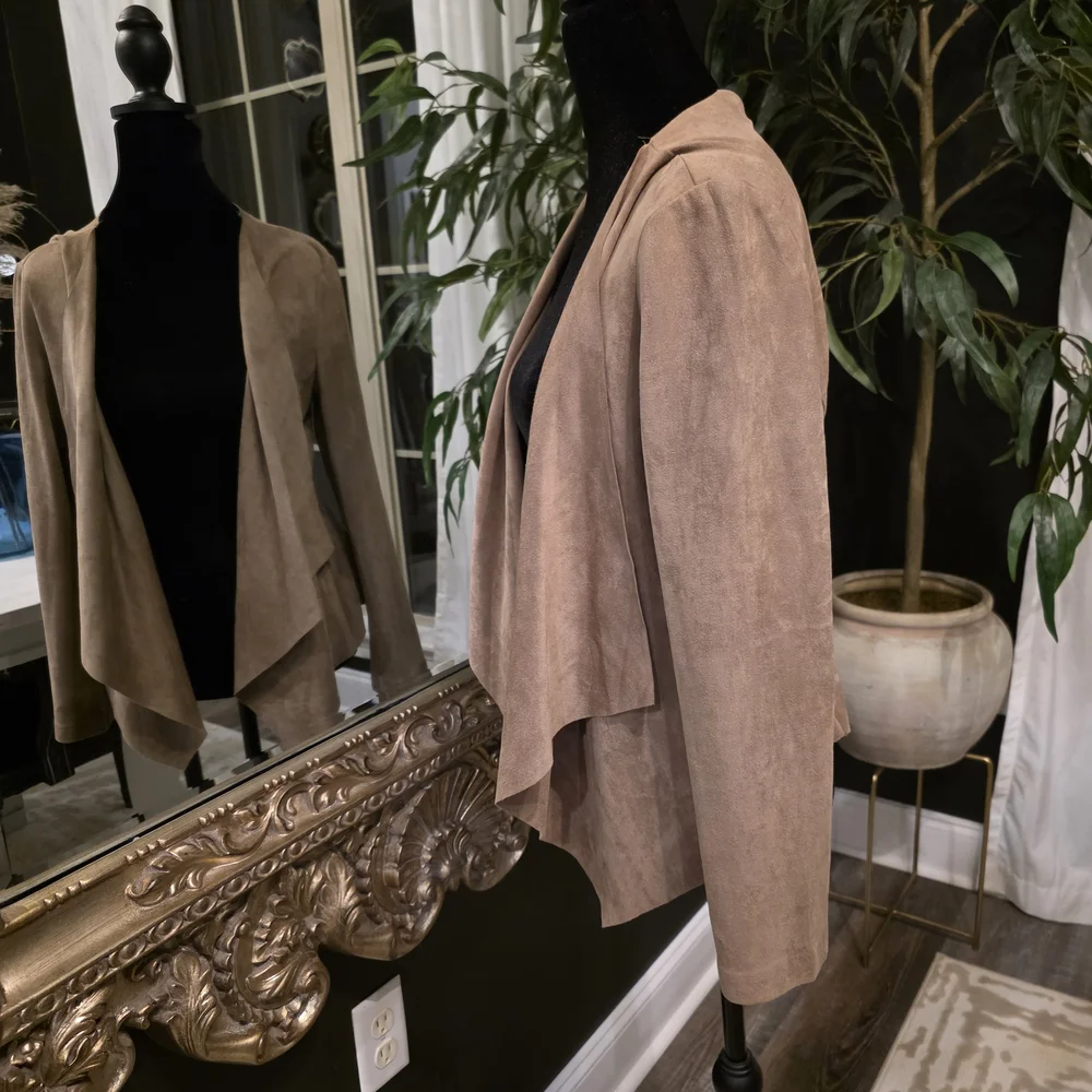 DO+BE Faux Suede Open Front Jacket – Women’s Size Medium - Picture 4 of 7